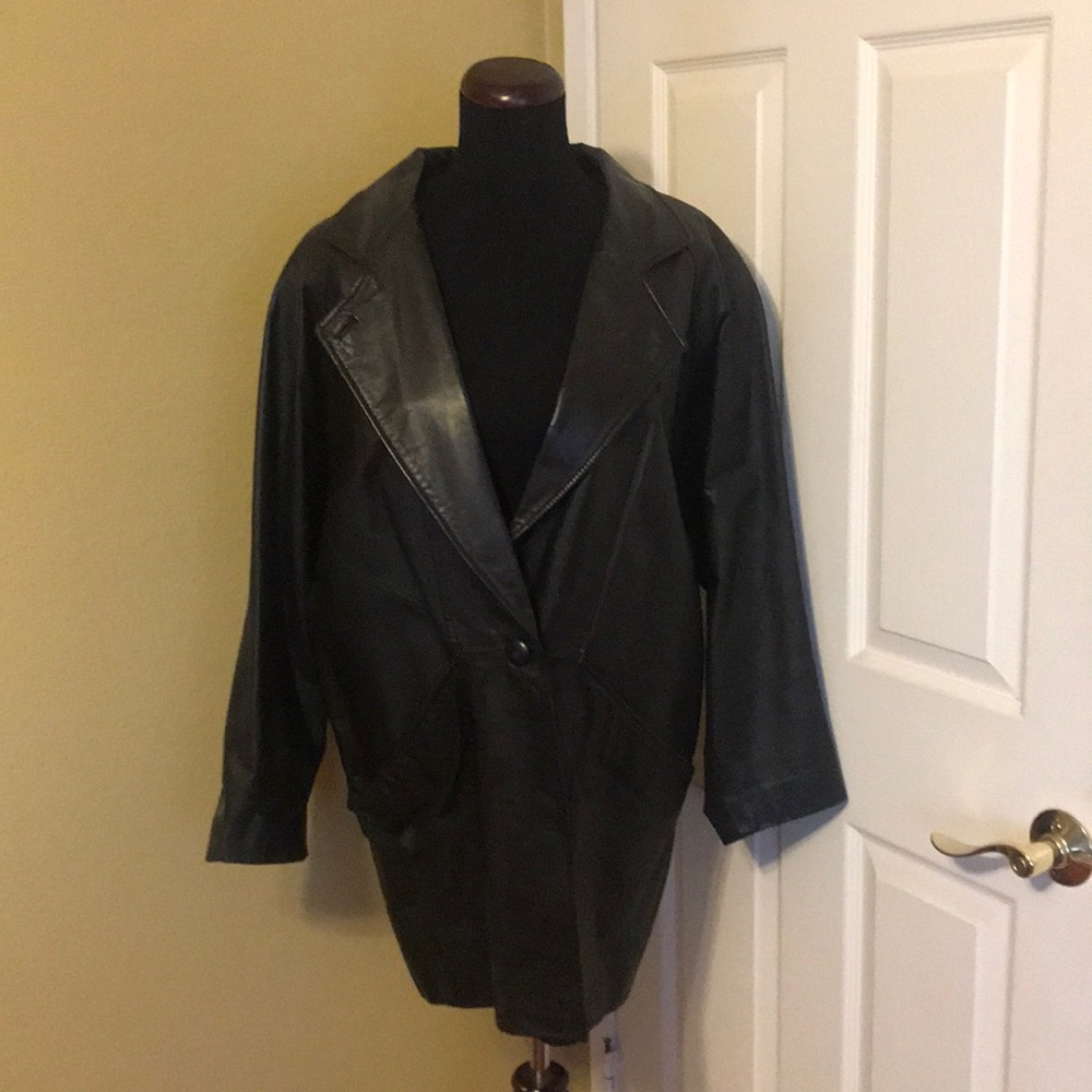 100% Vintage Womens Black Leather Coat Jacket